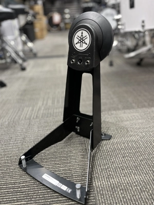 Yamaha - KP65 Kick Tower 2