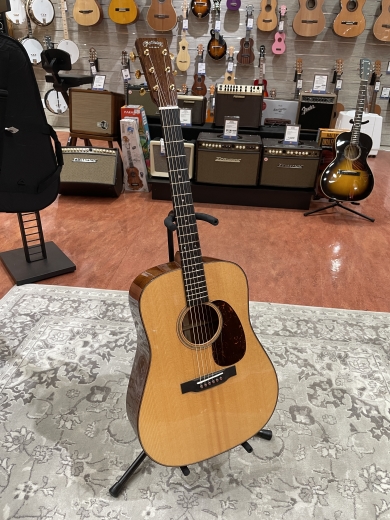 Martin Guitars - D-18 MOD DLX