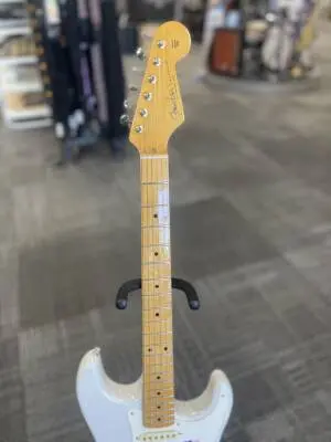 Fender - 011-7702-801 2