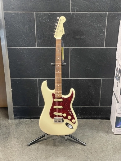 Fender - Limited Edition Vintera 60s Stratocaster Olympic White