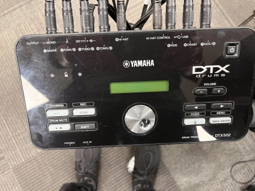 YAMAHA DTX 500 SERIES ELECTRONIC DRUM KIT 3