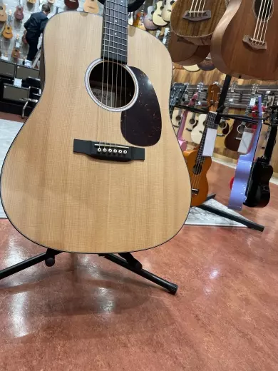 Martin Guitars - D-10E MARTIN 2