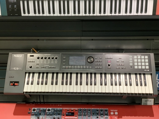 Roland - FA-06