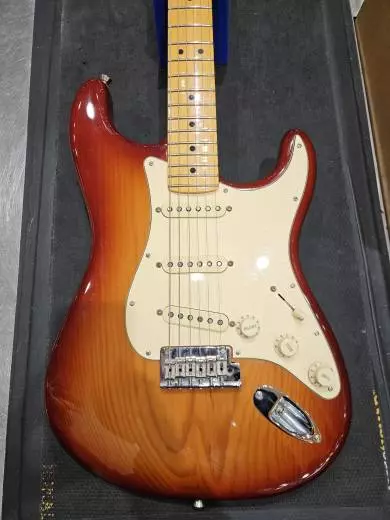 Fender - 011-3902-747