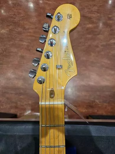 Fender - 011-3902-747 2