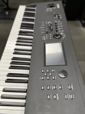 Yamaha - MODX8+ 2
