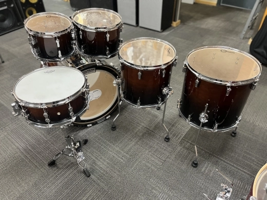 Sonor AQ2 Stage 5-Piece Shell Pack (22,10,12,16,SD) - Brown Fade 3