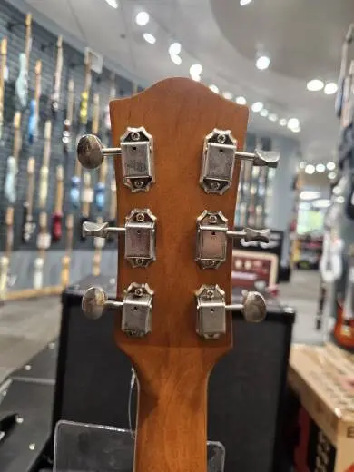 Godin Guitars - G31252 2