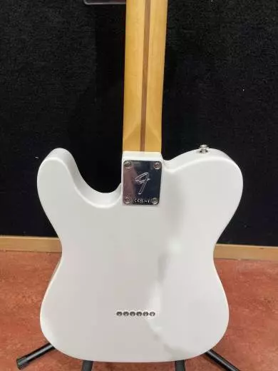 Store Special Product - Fender - 014-0550-515