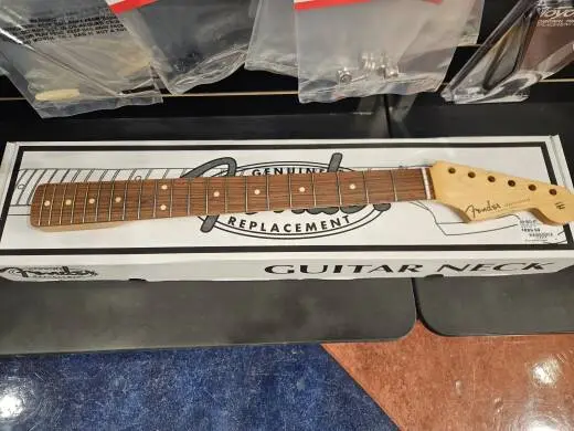 Fender - 099-9833-921