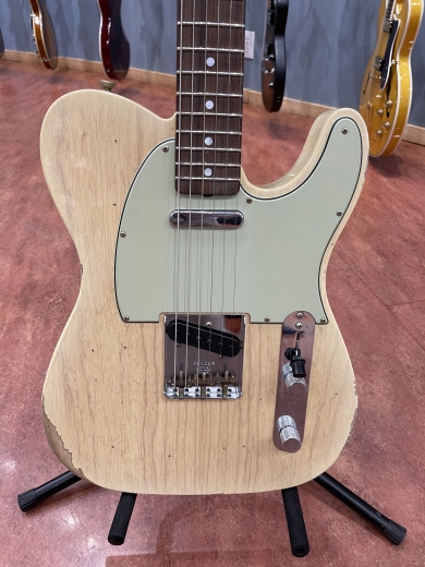 Store Special Product - Fender Custom Shop - 923-6081-209