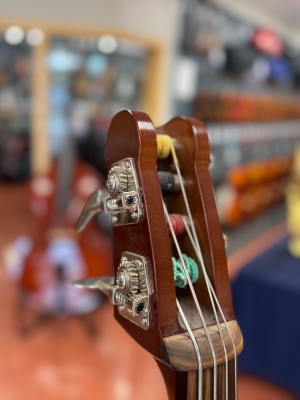 Gear Hunter | Yamaha - SLB200