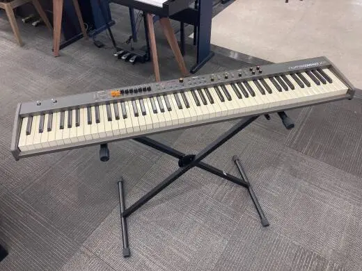 Studio Logic - NUMACOMPACTXSE