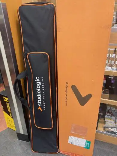 Studio Logic - NUMACOMPACTXSE 2