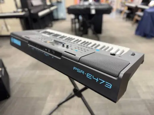 Yamaha - PSRE473 2