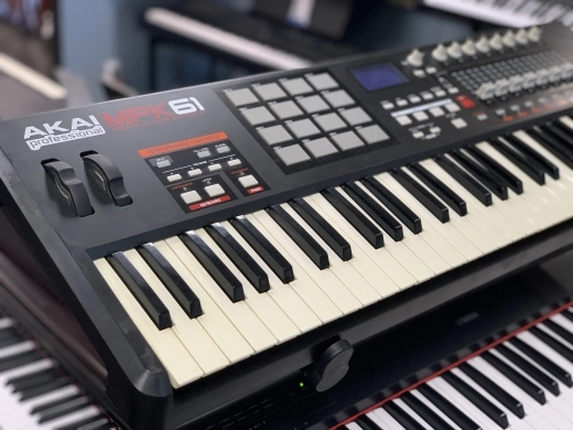 Akai - MPK61