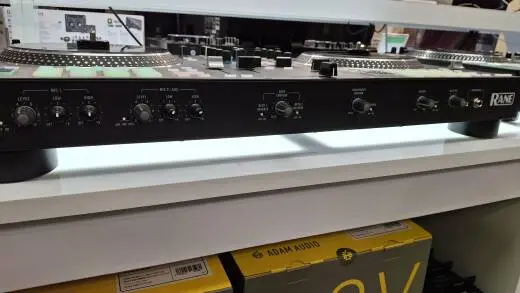 RANE - RANE DJ ONE 2