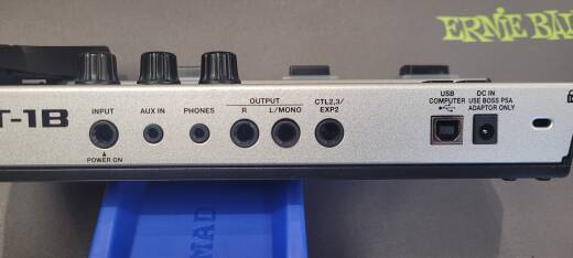 BOSS GT-1B Bass Multi Effects Processor | Long & McQuade