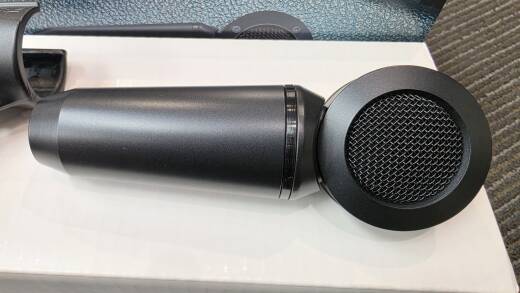 Shure PGA181 Side-Address Cardioid Condenser Microphone With XLR Cable