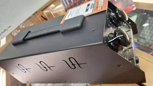 Universal Audio - SOLO 610 2