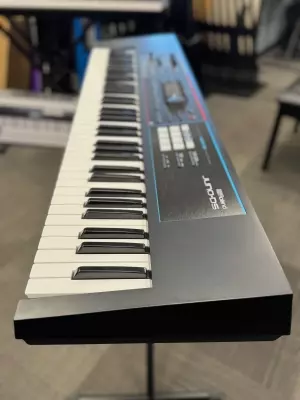 Roland - JUNO-DS 76 2