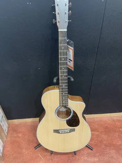 Store Special Product - Martin Guitars - SC-13E MARTIN