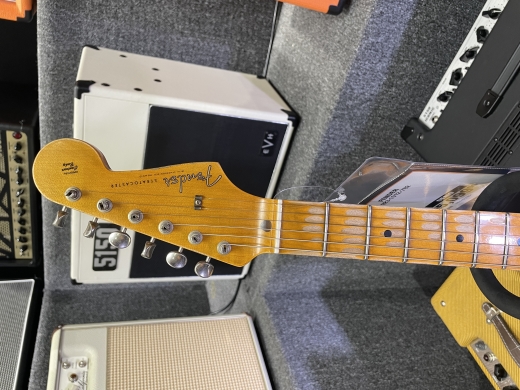 Fender - '57 Stratocaster Relic - Wide-Fade 2-Colour Sunburst 5