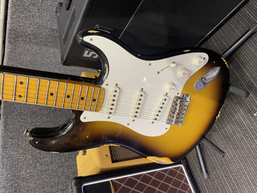 Fender - '57 Stratocaster Relic - Wide-Fade 2-Colour Sunburst 6