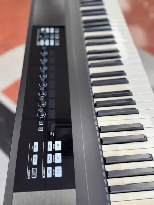 Native Instruments - KONTROL S88 2
