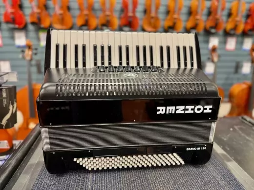 Hohner - BRAVO III 120 B