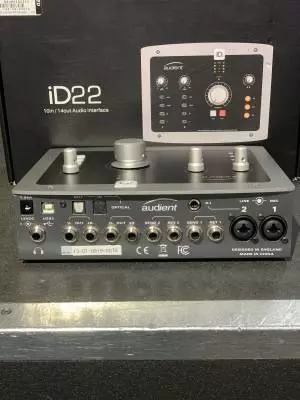 Audient - ID22 2