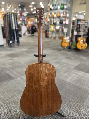 Martin Guitars - D-18 2012 2