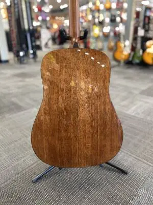 Martin Guitars - D-18 2012 2