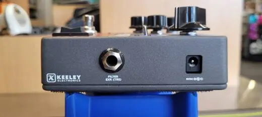 Synth-1 Reverse Attack Fuzz Wave Pedal 2