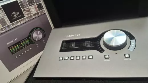 Universal Audio - UA-APX4