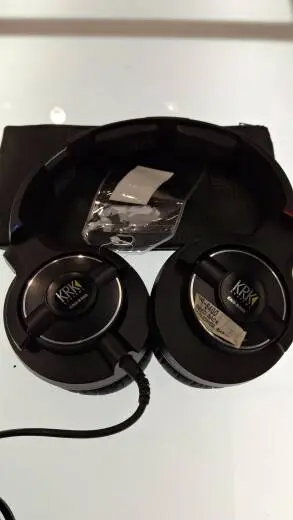 KRK - KNS-8400 2