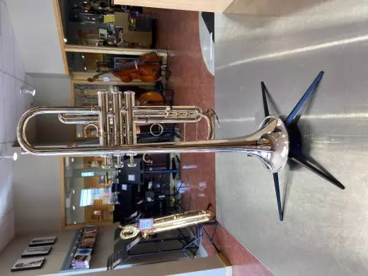YAMAHA YTR9335NYSII PRO TRUMPET 2
