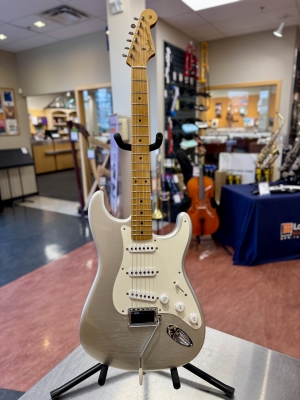 Fender Strat