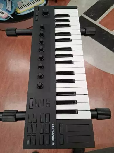 Native Instruments - M-32 2