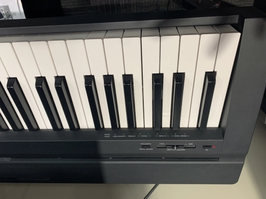 Yamaha - P45 B 2