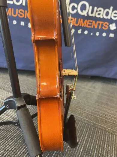 Hora Instruments - V100 4/4 2