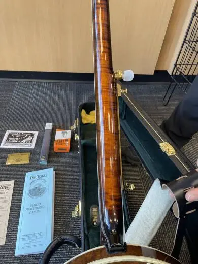 Deering Golden Classic 5 String Banjo 2