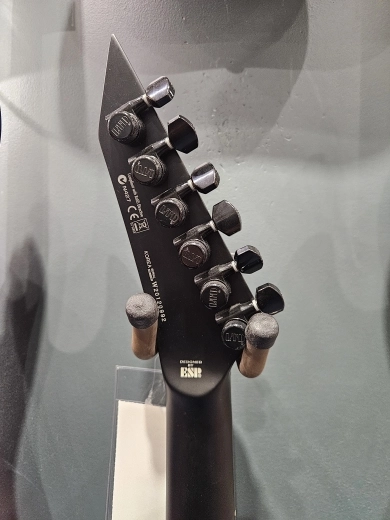 ESP LTD Black Metal 5