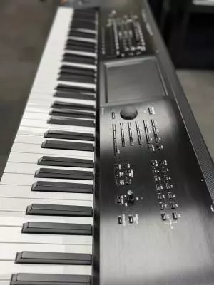 Korg - KRONOS2-88 2