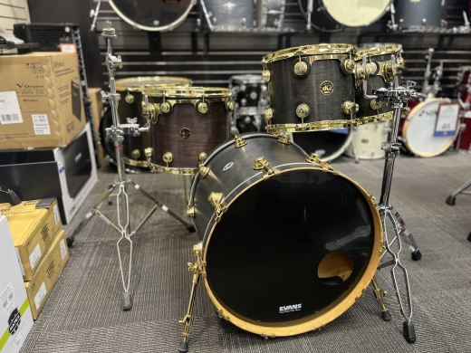 DW COLLECTORS MAPLE STANDARD W/ GOLD HW