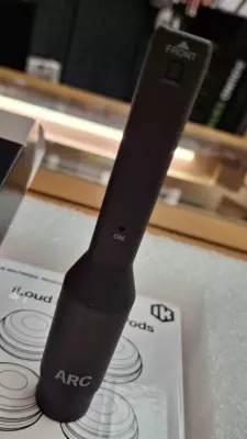IK Multimedia - PRECISION 5 2