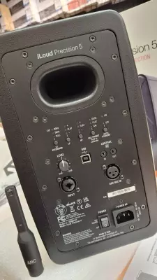 IK Multimedia - PRECISION 5 2