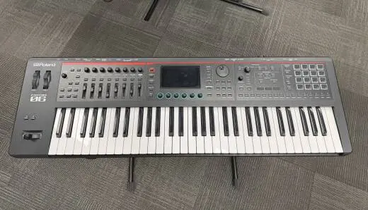 Roland - FANTOM-06
