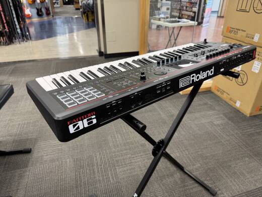 Gear Hunter | Roland - FANTOM-06