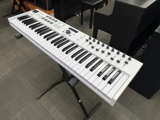 Arturia - KEYLAB ESSE 61 2